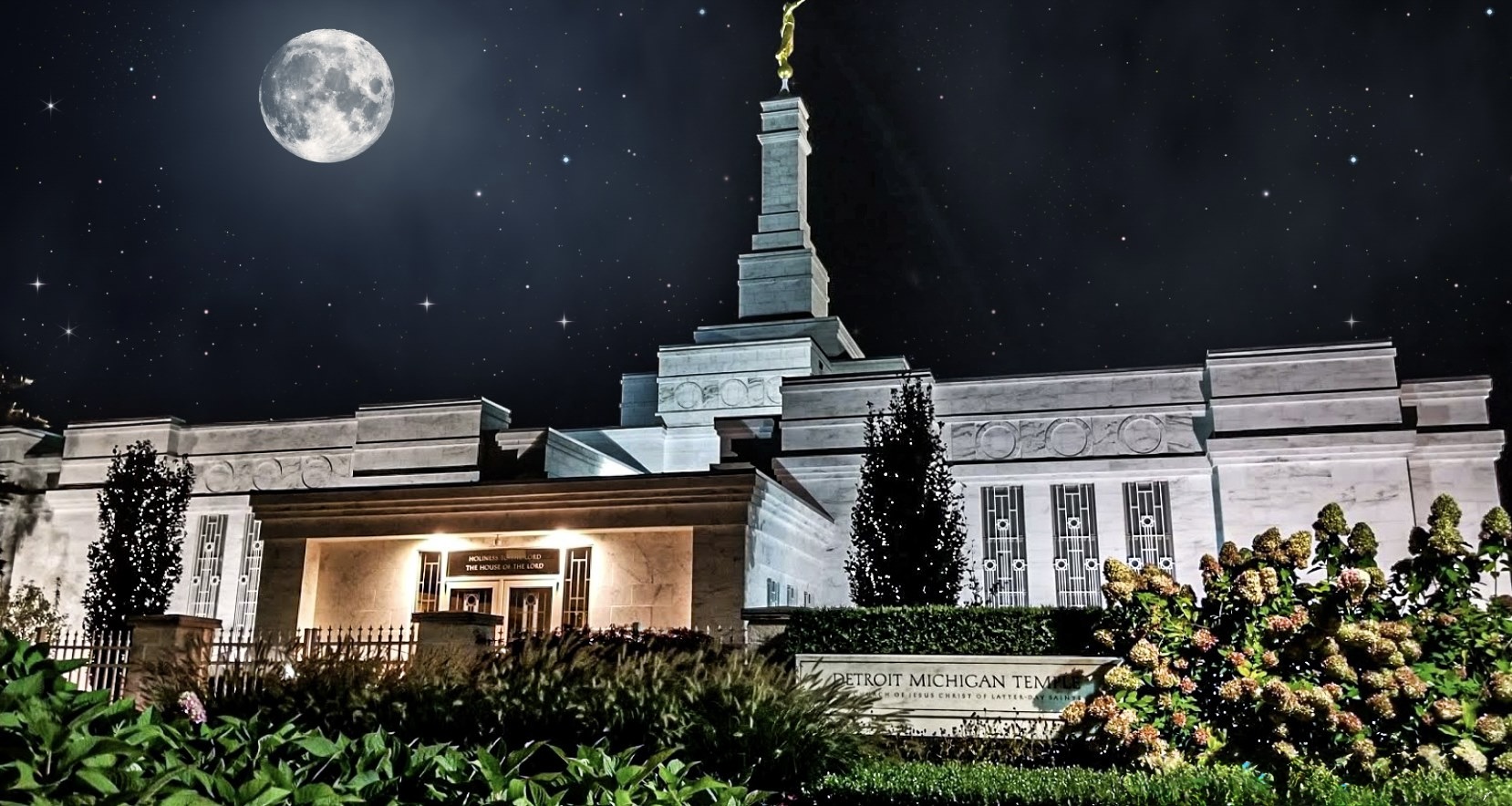 LDS Temple News Presents Detroit Michigan Temple