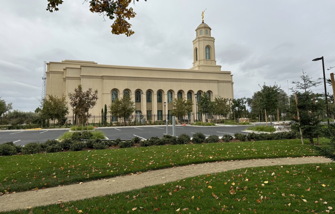 LDS Temple News Presents Feather River California Temple Photography