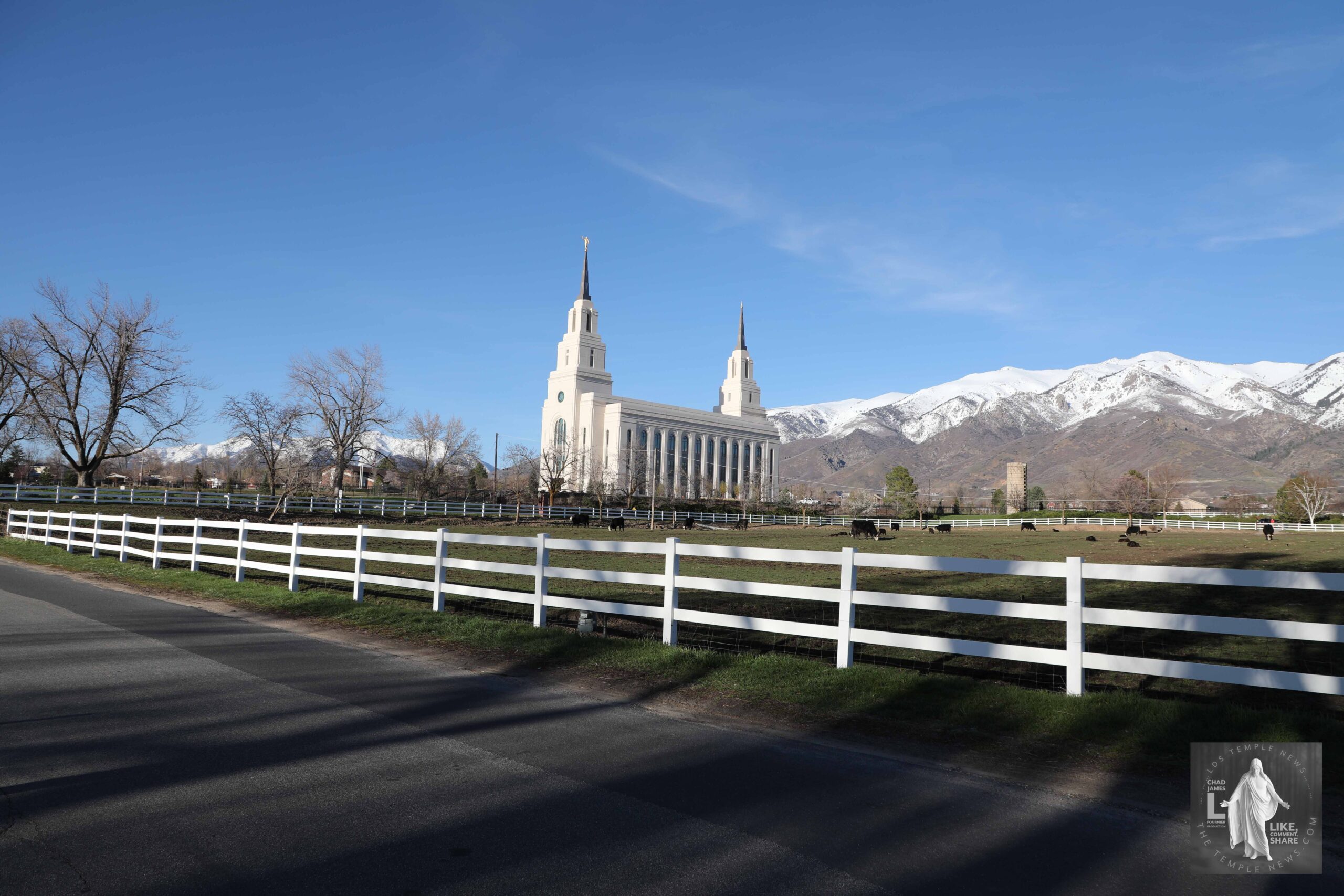 Layton Utah House of the Lord Large Wall Art