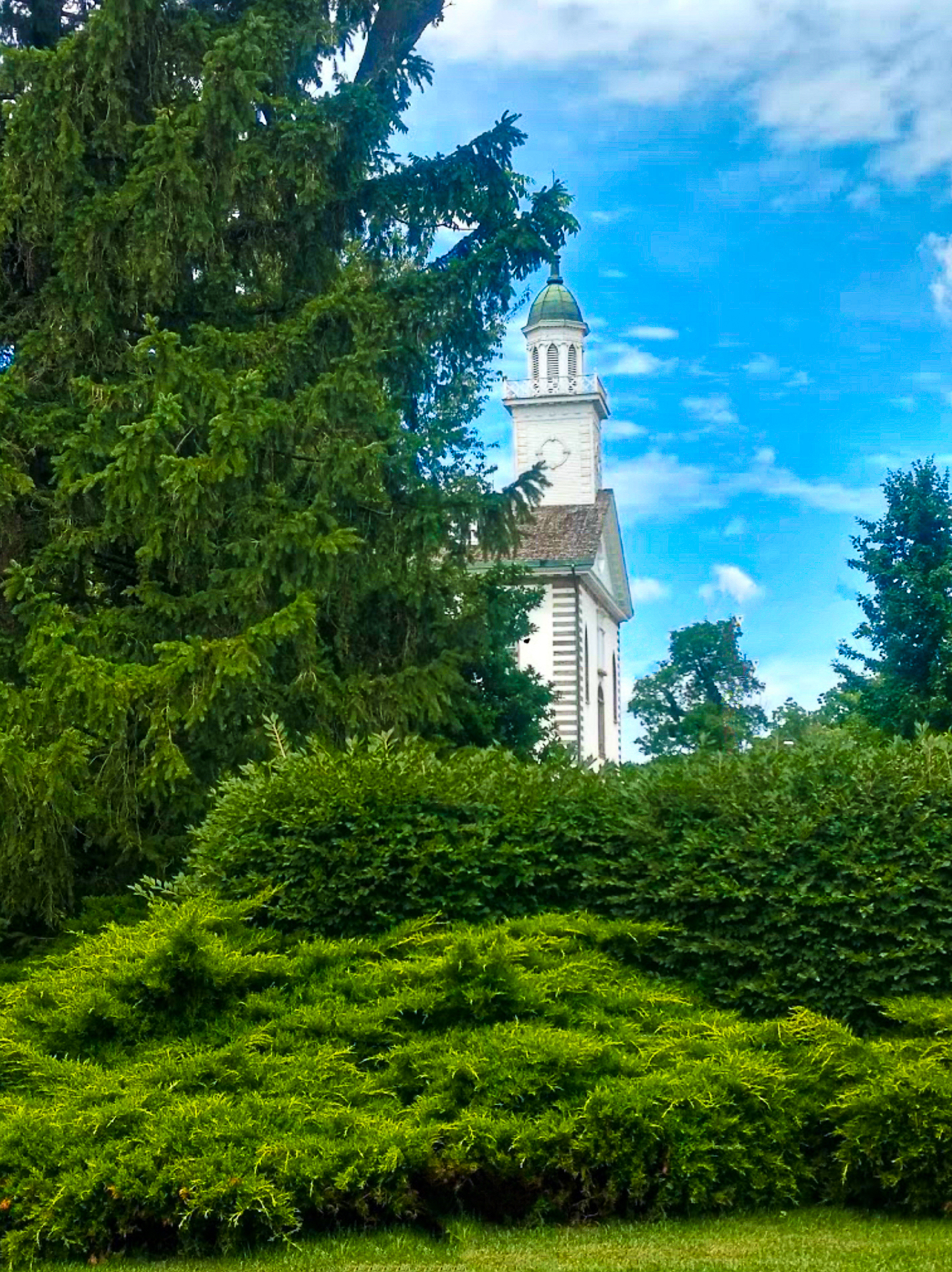 Kirtland Temple by LDS Temple News