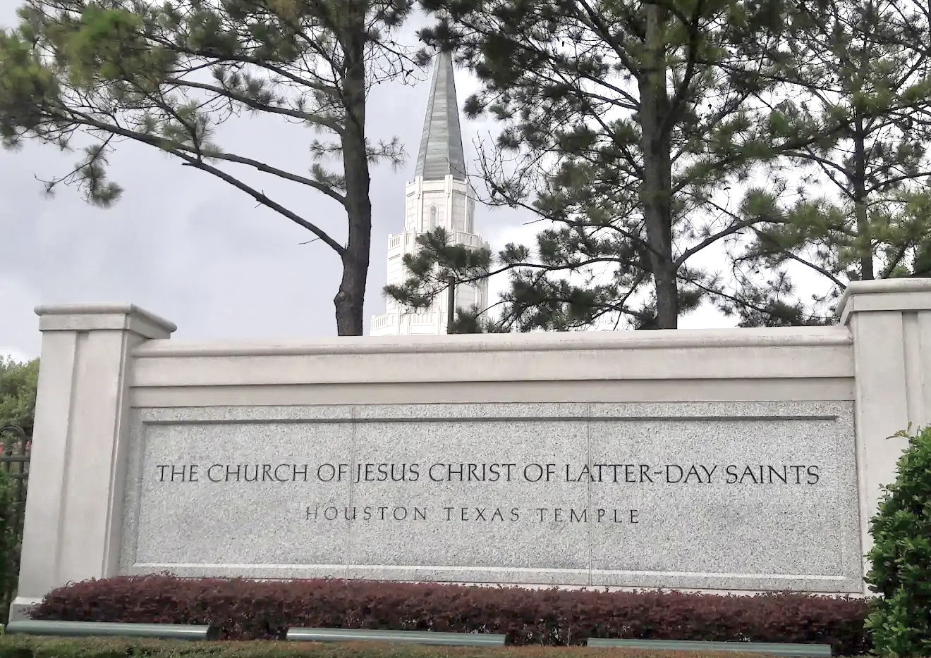 LDS Temple News Presents Houston Texas Temple