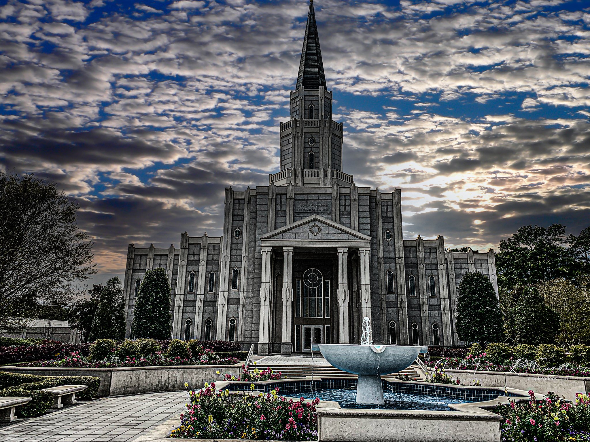 LDS Temple News Presents the Houston Texas Temple House of the Lord Holiness to the Lord
