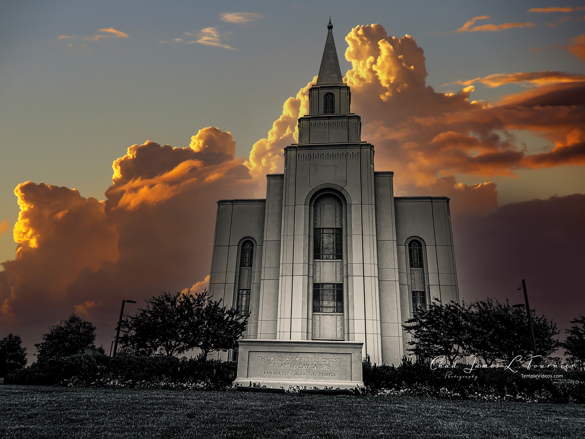 LDS Temple News Presents the Kansas City Missouri Temple