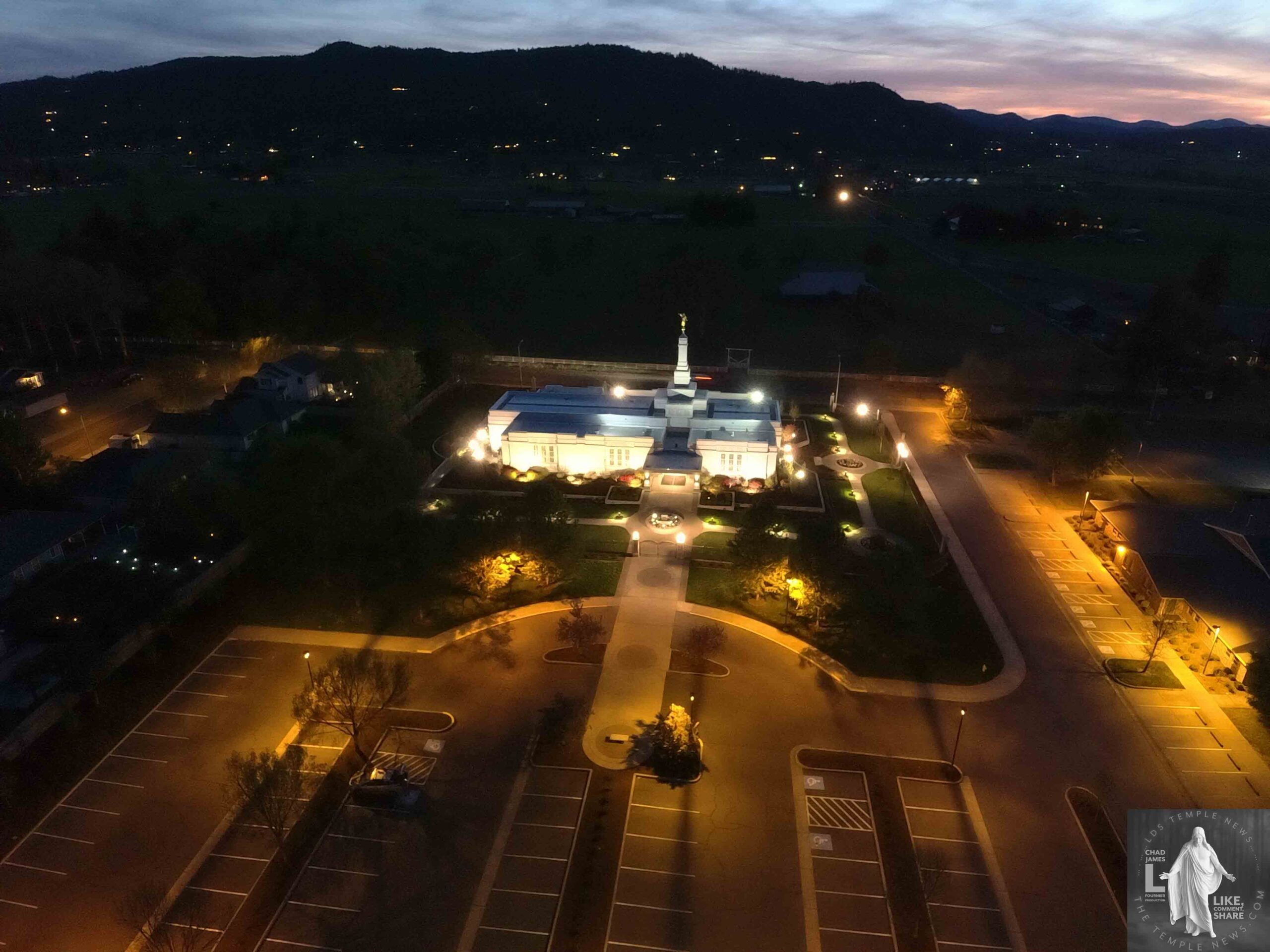 LDS Temple News Presents the Medford Oregon Temple House of the Lord Holiness to the Lord