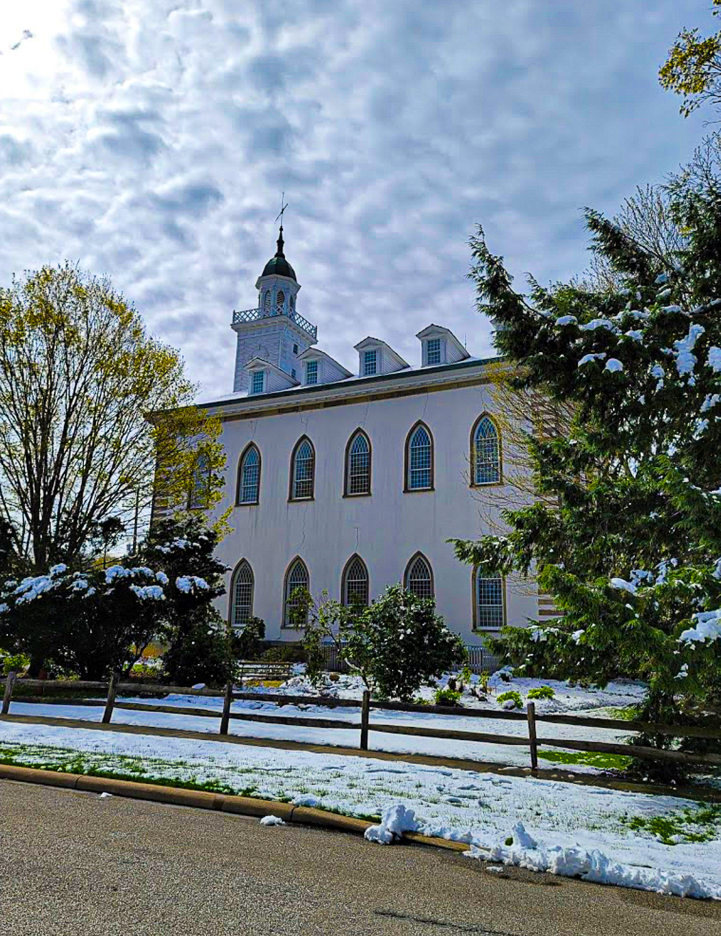 Visit the Kirtland Temple by LDS Temple News