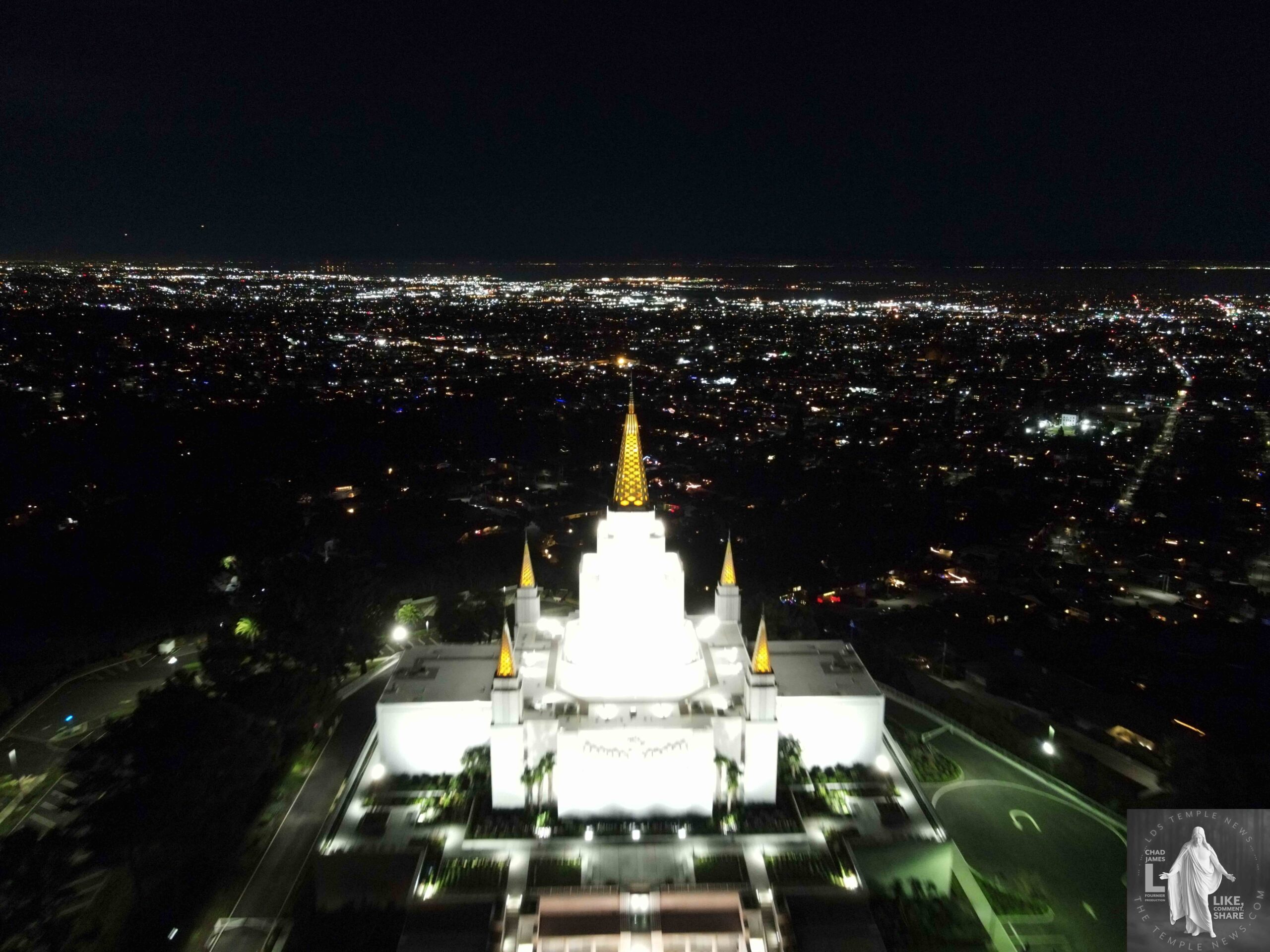 LDS Temple News Presents the Oakland California Temple House of the Lord Holiness to the Lord