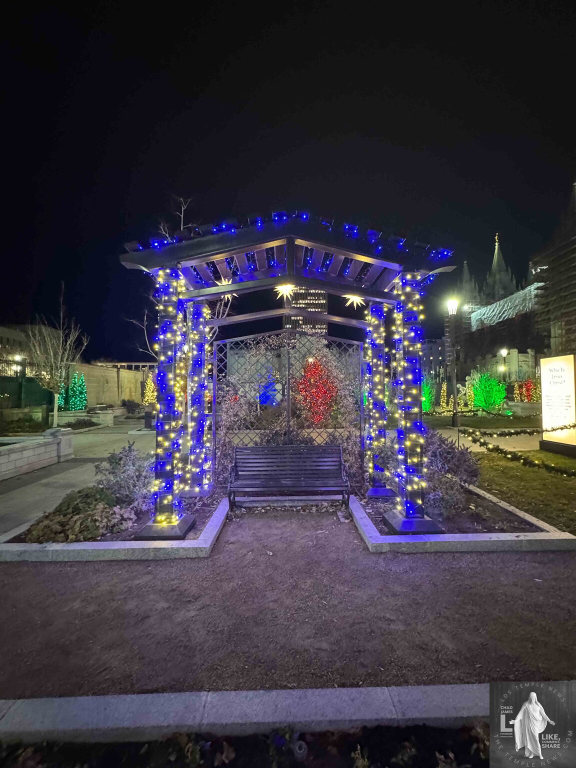 Temple Display Photo gallery Traditional lights display at Temple Square a Season of ...