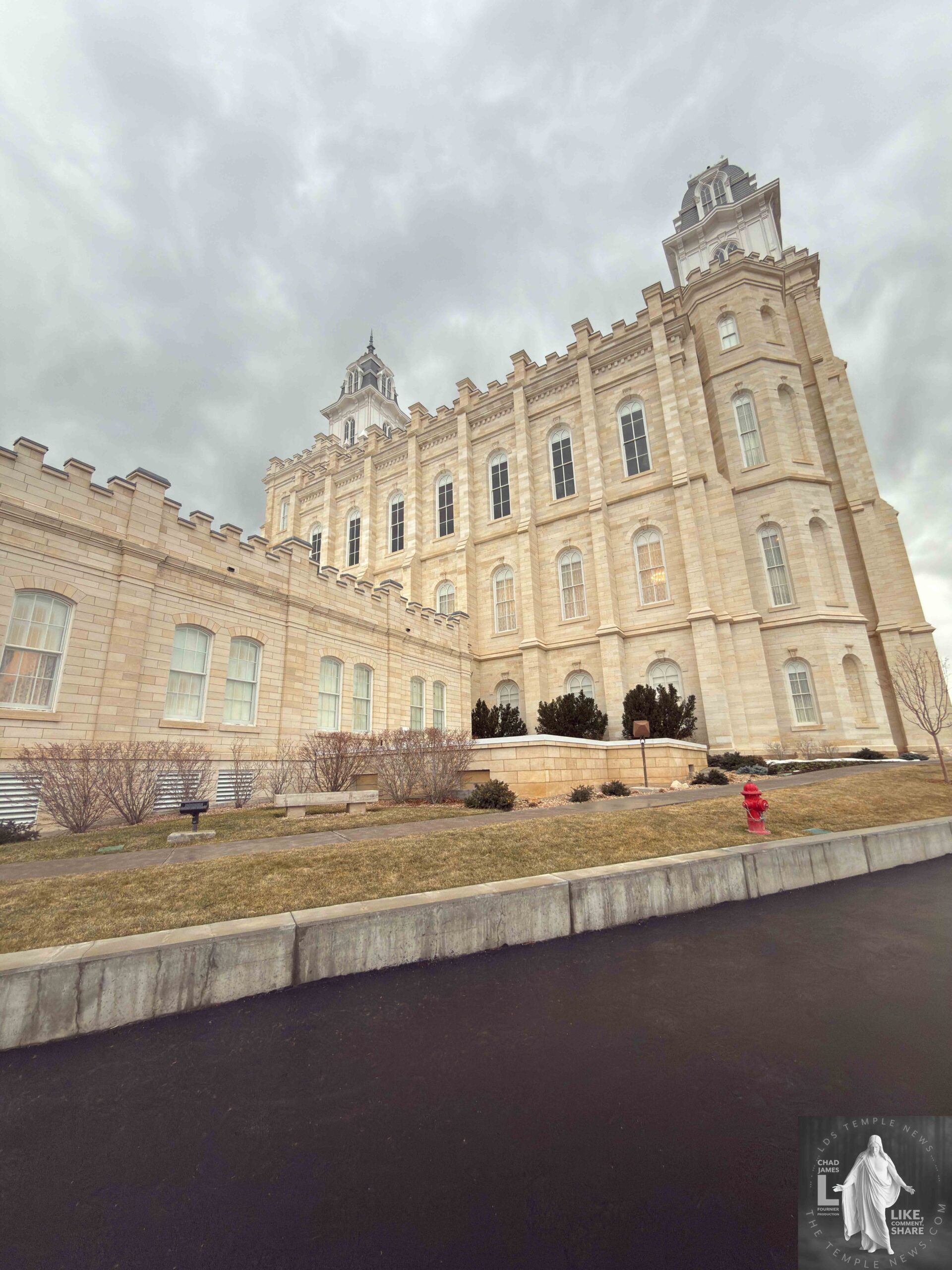 Golden Manti Utah Temple