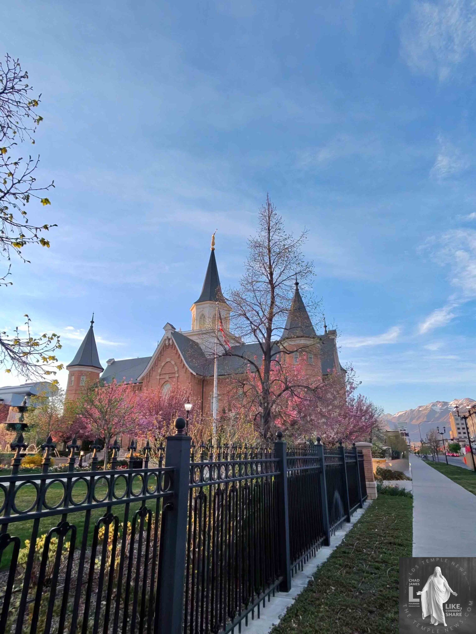 The Provo City Center Temple 's exterior features beautiful stone carvings and intricate details