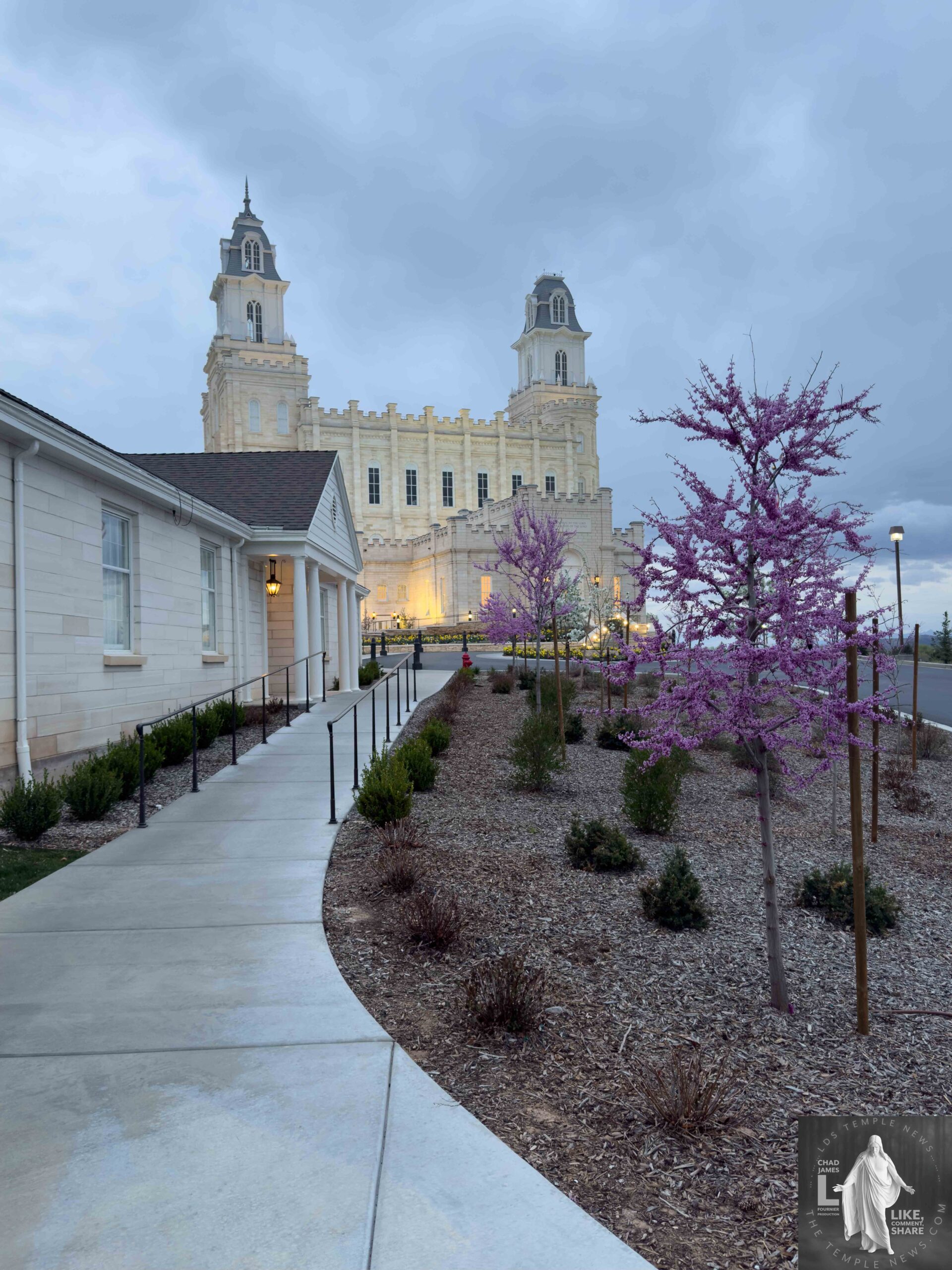 Manti Utah Temple Trees in bloom