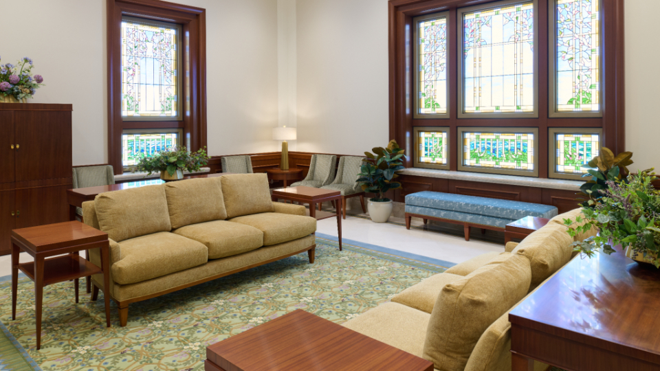 Willamette Valley Oregon Temple Waiting Area