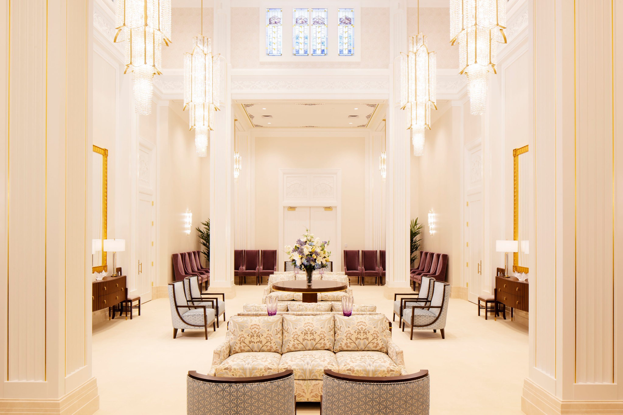 Celestial room in the Saratoga Springs Utah Temple