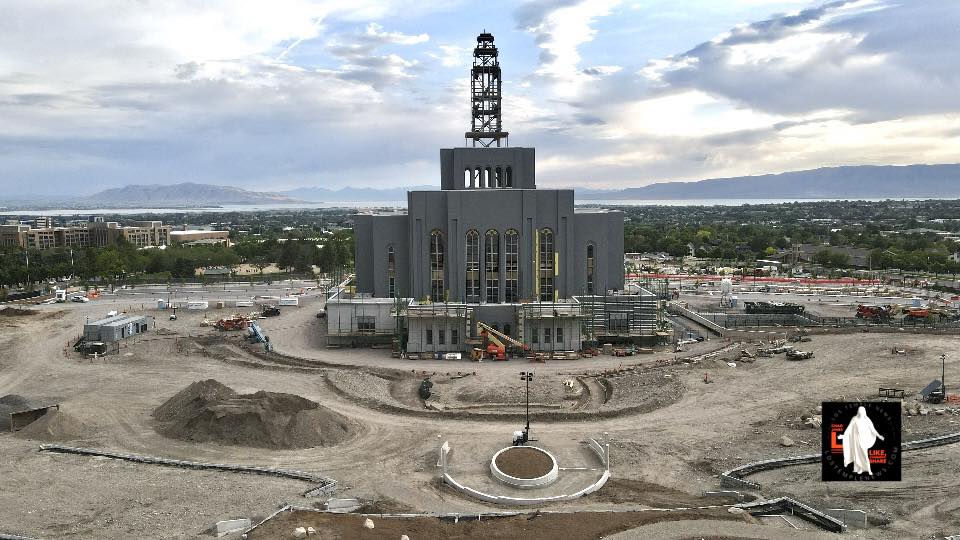The Provo Utah Rock Canyon Temple Photography overview by LDS Temple News