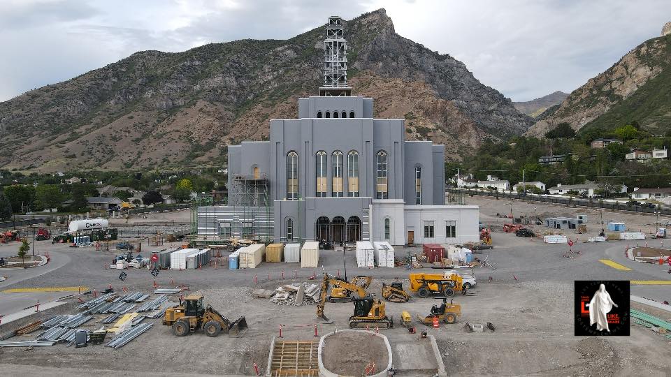 Provo Utah Rock Canyon Temple Photography resources provided by LDS Temple News