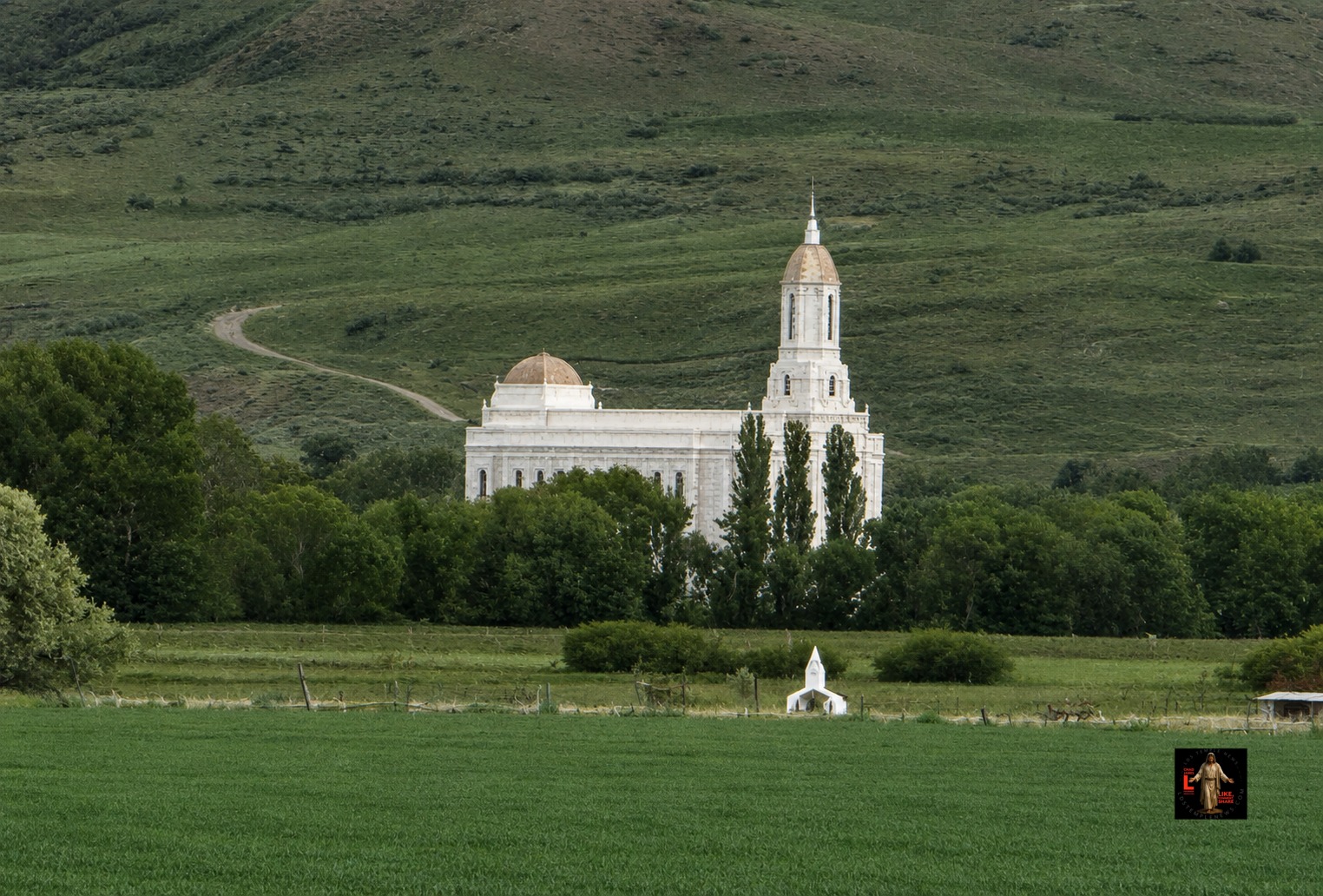 Smithfield Utah Temple Photography as reported by LDS Temple News