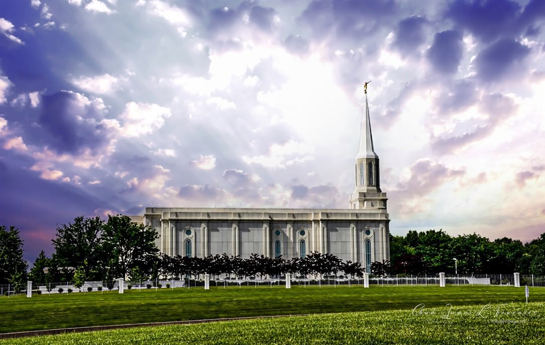 Expert views on St. Louis Missouri Temple Photography by LDS Temple News