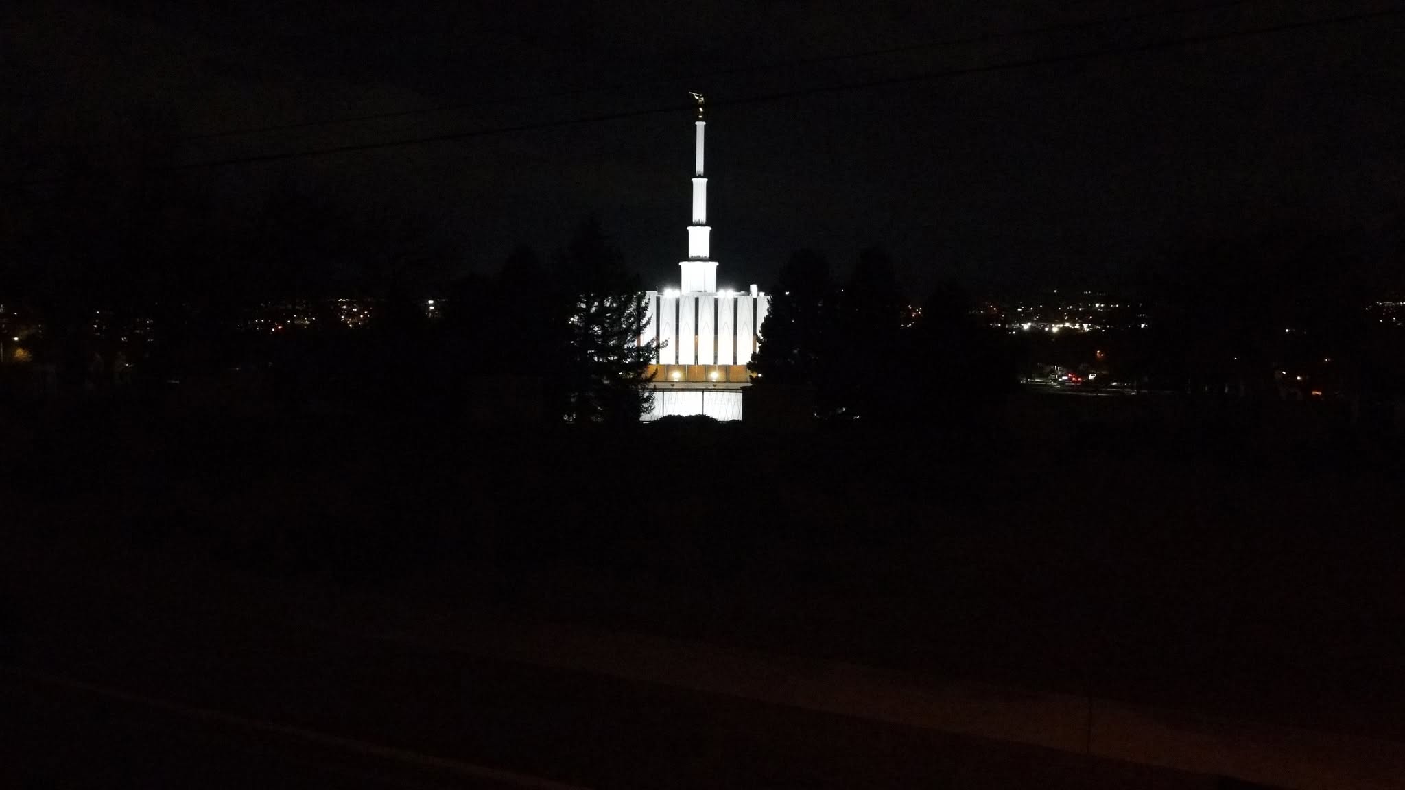 Provo Utah Temple detailed photography provided by LDS Temple News