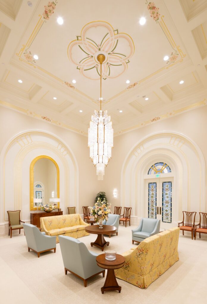The celestial room of the Modesto California Temple. | The Church of Jesus Christ of Latter-day Saints